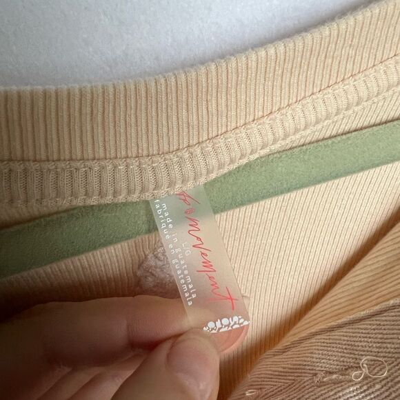 FREE PEOPLE | FP Movement Flow State Layer Top in Cream Color | Size L NWT - Picture 6 of 9